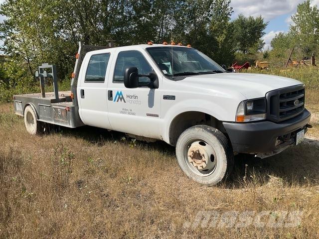 Ford F-450 平ボディー