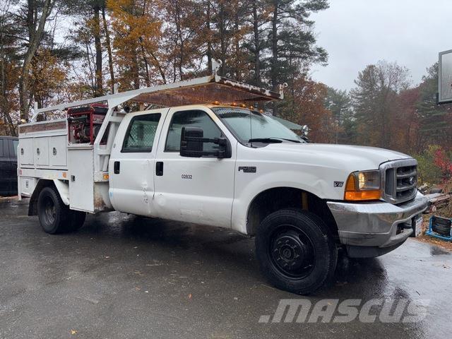 Ford F-450 多目的／汎用車両
