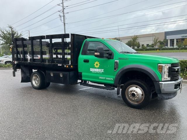 Ford F-450 平ボディー