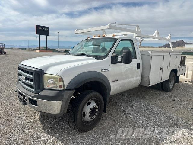 Ford F-450 ピックアップ／ドロップサイド
