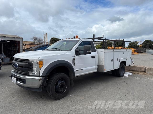 Ford F-450 ピックアップ／ドロップサイド