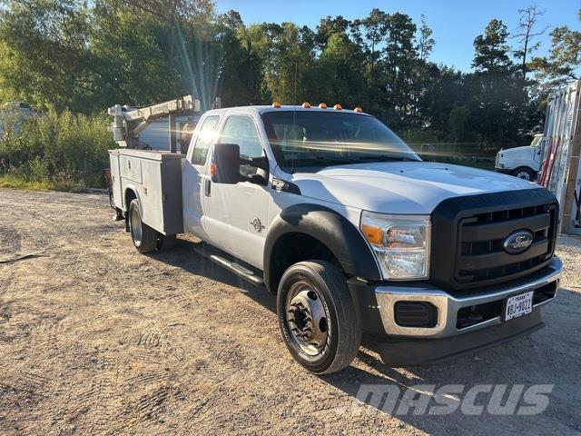 Ford F-450 多目的／汎用車両