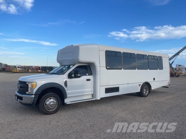 Ford F-550 自動車