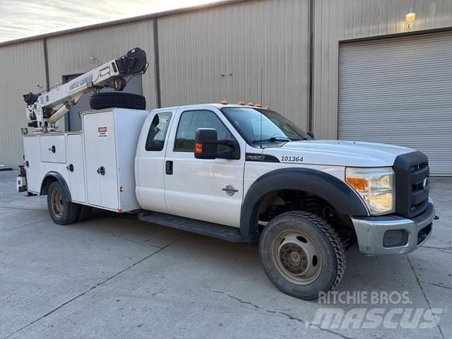 Ford F-550 多目的／汎用車両