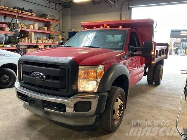 Ford F-550 ダンプ