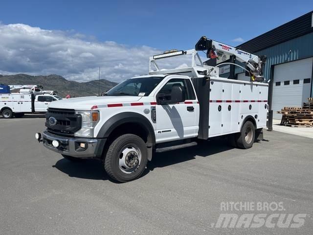 Ford F-550 多目的／汎用車両