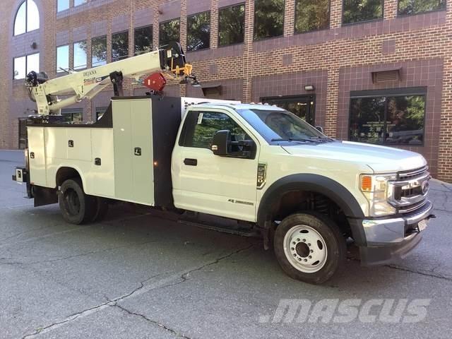 Ford F-550 多目的／汎用車両