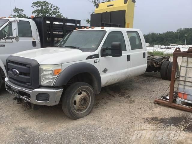 Ford F-550 キャビン及び内装
