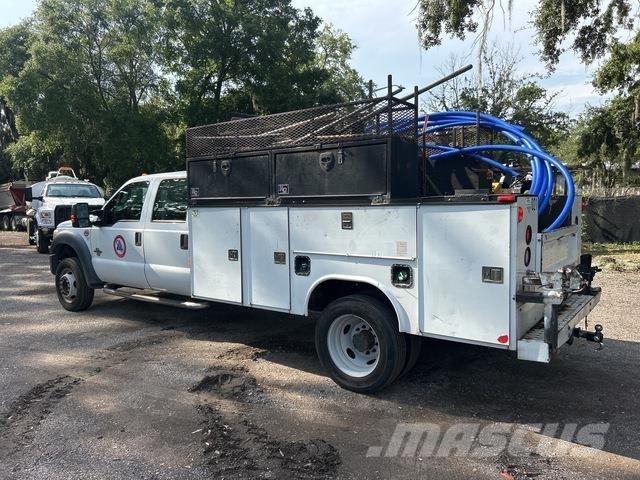 Ford F-550 ピックアップ／ドロップサイド
