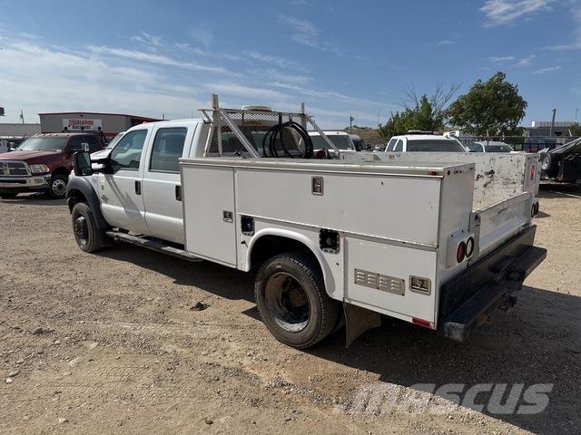 Ford F-550 ピックアップ／ドロップサイド