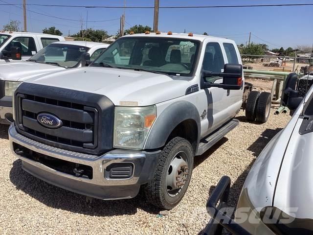 Ford F-550 キャビン及び内装