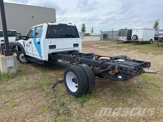 Ford F-550 キャビン及び内装
