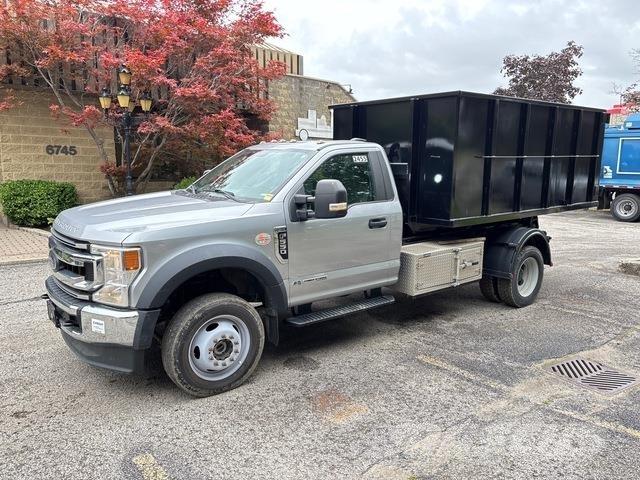 Ford F-550 アームロール