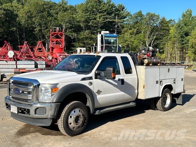 Ford F-550 ピックアップ／ドロップサイド