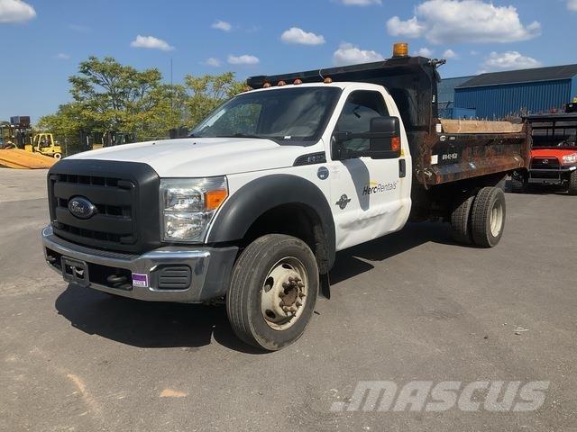 Ford F-550 ダンプ