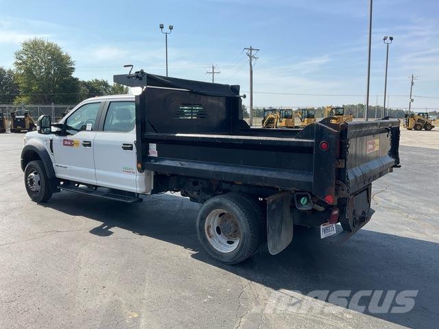 Ford F-550 ダンプ