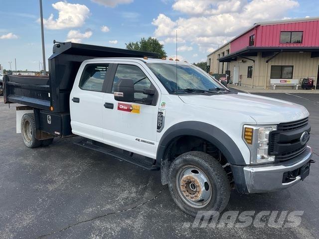 Ford F-550 ダンプ