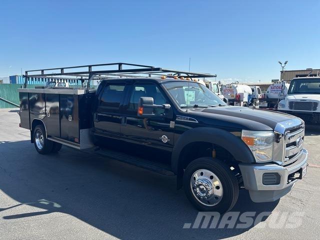Ford F-550 ピックアップ／ドロップサイド