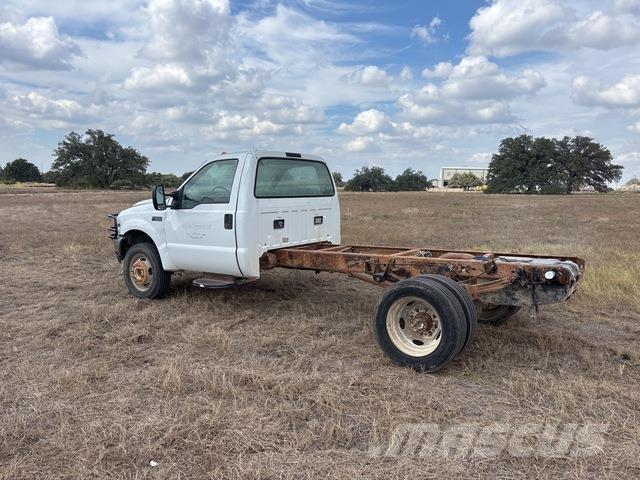 Ford F-550 キャビン及び内装