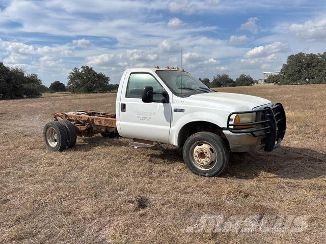 Ford F-550 キャビン及び内装