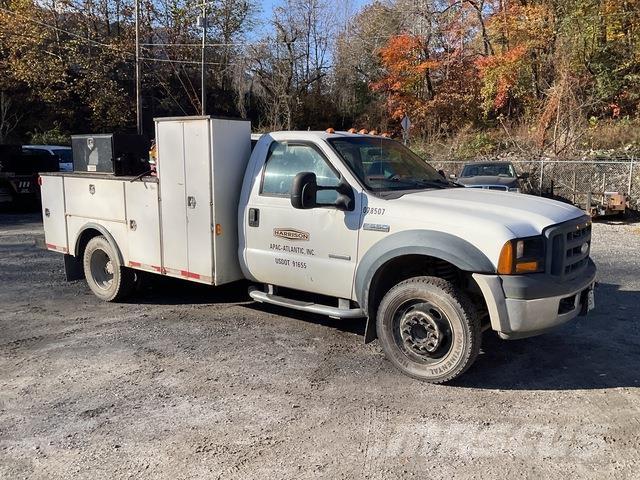 Ford F-550 ピックアップ／ドロップサイド