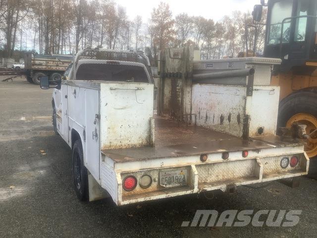 Ford F-550 ピックアップ／ドロップサイド