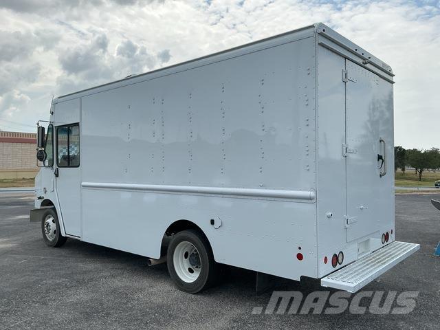 Ford F-59 冷凍冷蔵車
