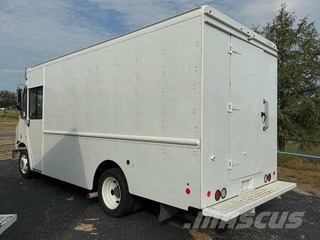 Ford F-59 冷凍冷蔵車