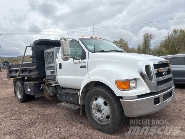 Ford F-650 ダンプ