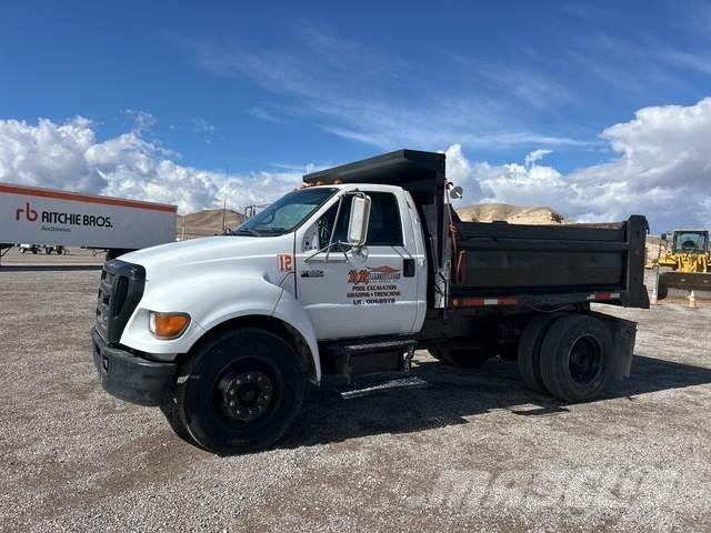Ford F-650 ダンプ