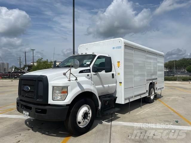 Ford F-650 飲料運送車両