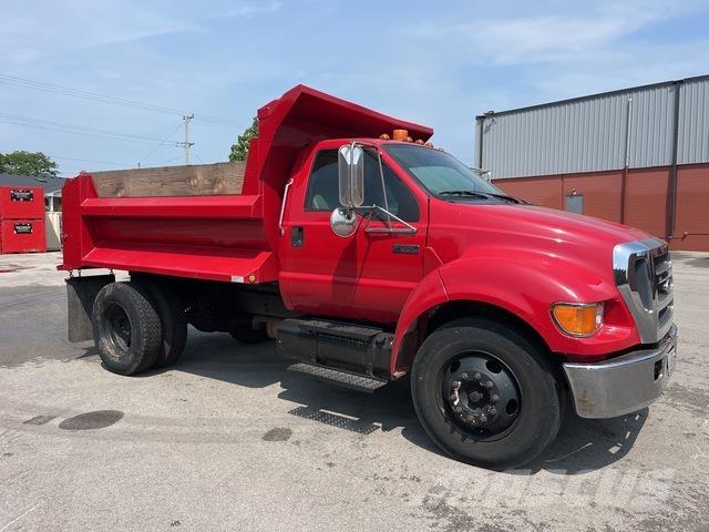 Ford F-650 ダンプ