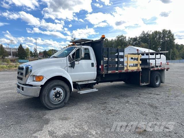 Ford F-650 多目的／汎用車両