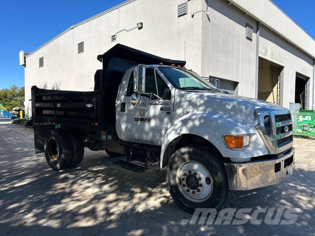 Ford F-650 ダンプ