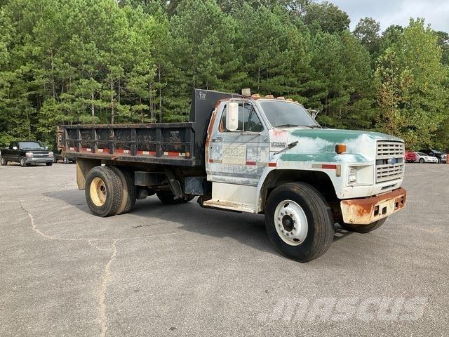 Ford F-700 ダンプ
