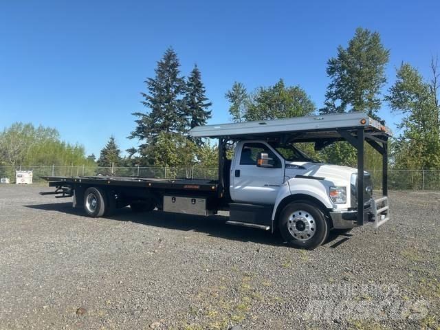 Ford F-750 レッカー車