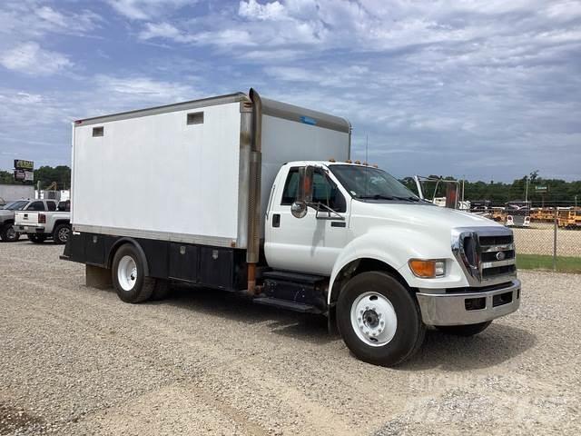 Ford F-750 建設機械 -　その他