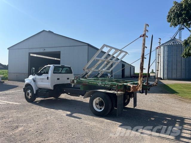 Ford F-750 キャビン及び内装