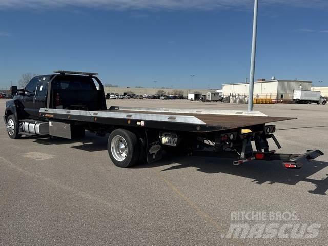 Ford F-750 レッカー車