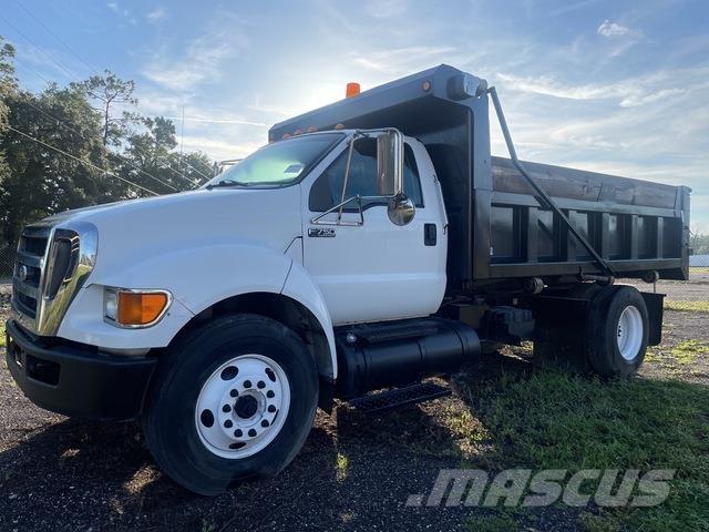 Ford F-750 ダンプ