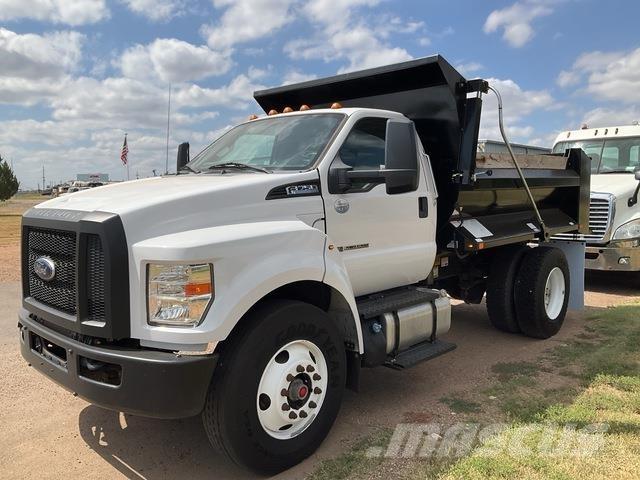 Ford F-750 ダンプ