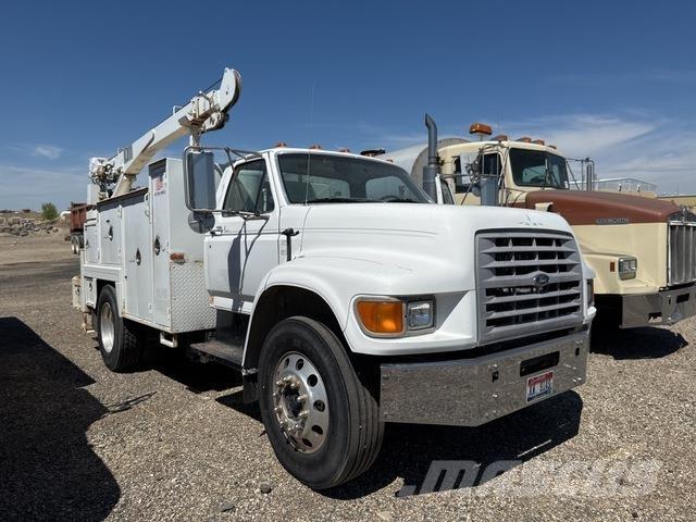 Ford F-800 多目的／汎用車両