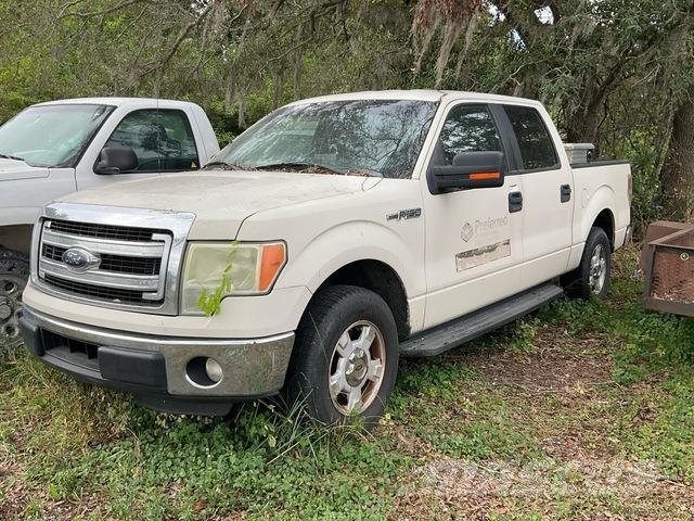 Ford F150 XLT ピックアップ／ドロップサイド
