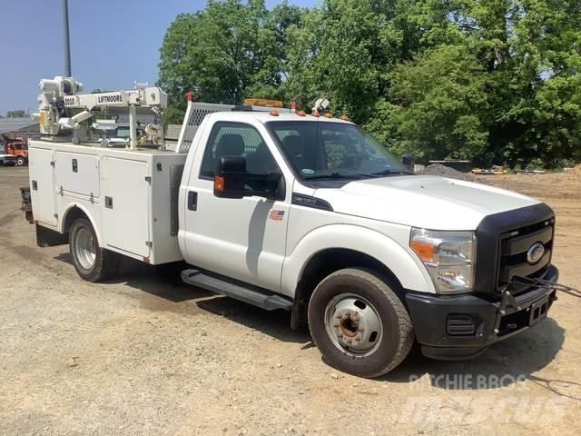 Ford F350 多目的／汎用車両