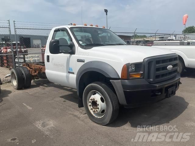 Ford F450 キャビン及び内装