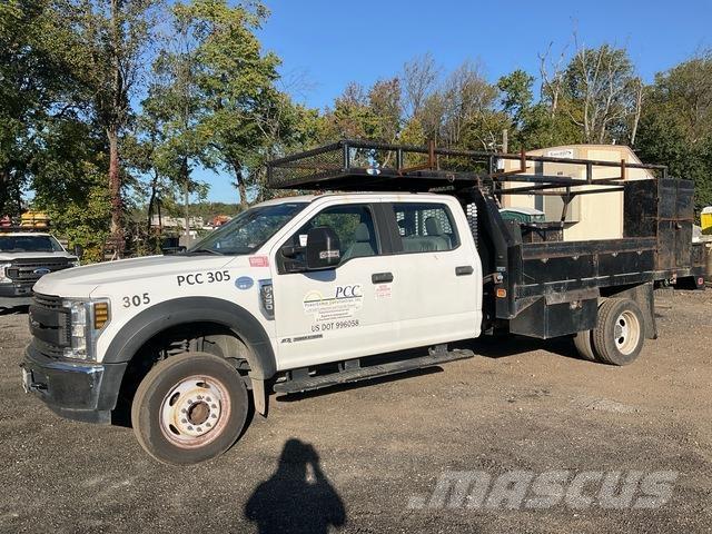 Ford F450 平ボディー