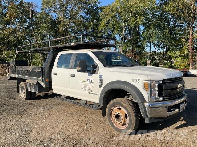 Ford F450 平ボディー