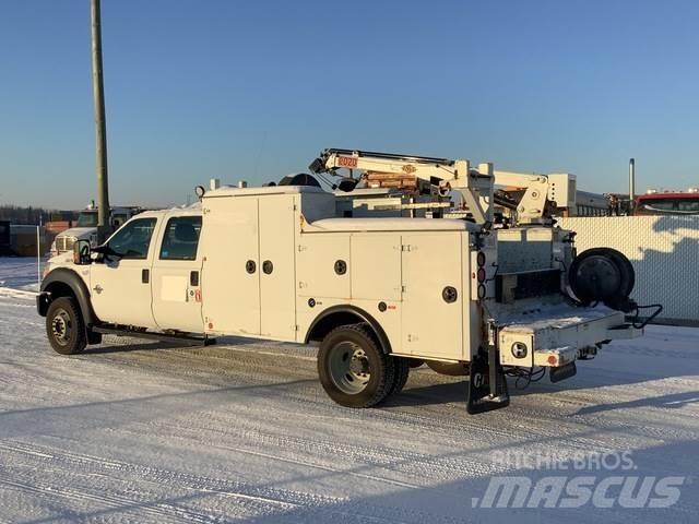Ford F550 多目的／汎用車両