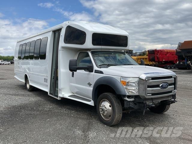 Ford F550 マイクロバス