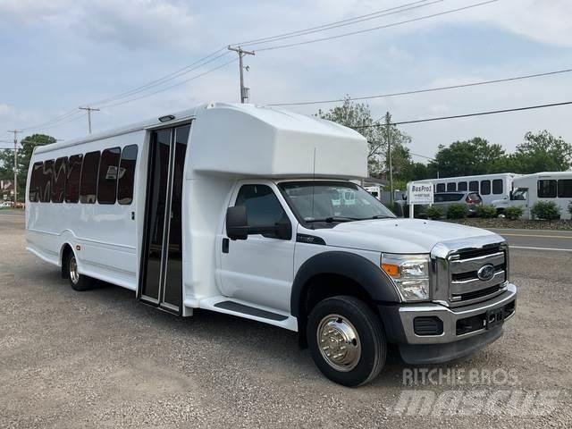 Ford F550 マイクロバス
